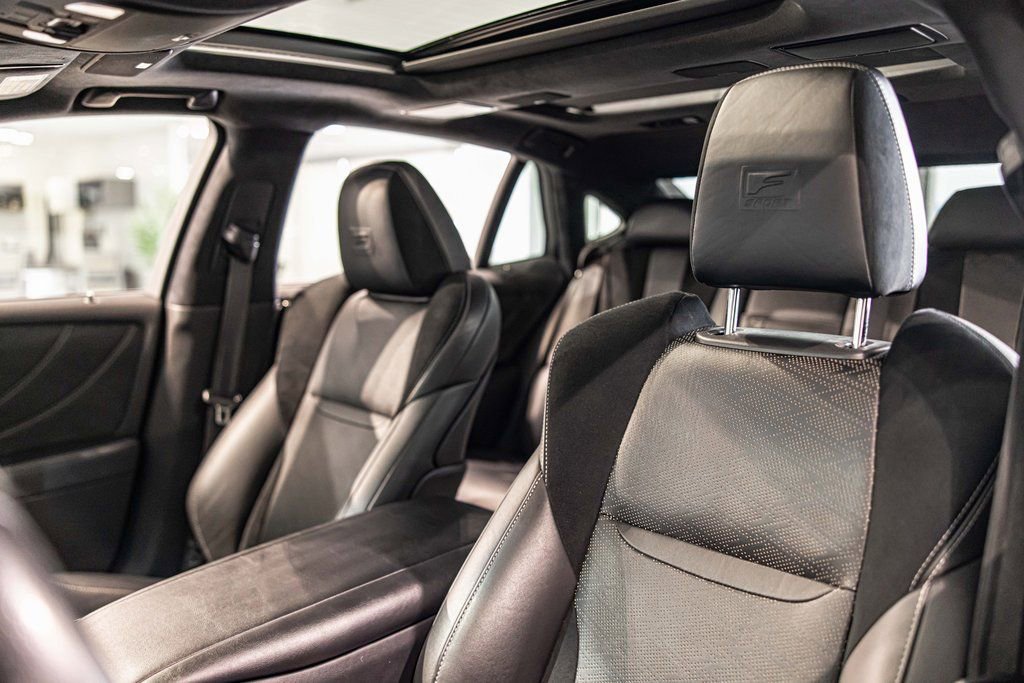 Used 2022 Lexus LS 500 F Sport w/ Accessory Package (Z1) image 19