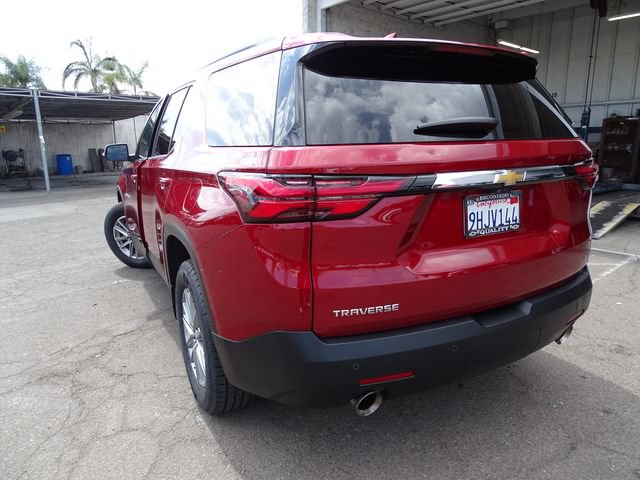 Certified 2023 Chevrolet Traverse LT w/ Rear Camera Mirror Package FWD image 2