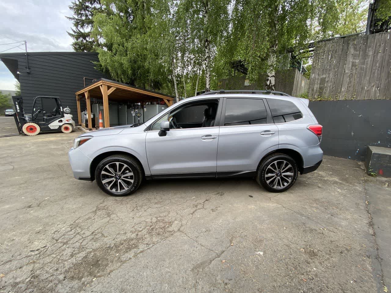 Used 2017 Subaru Forester 2.0XT Premium AWD/4WD image 3