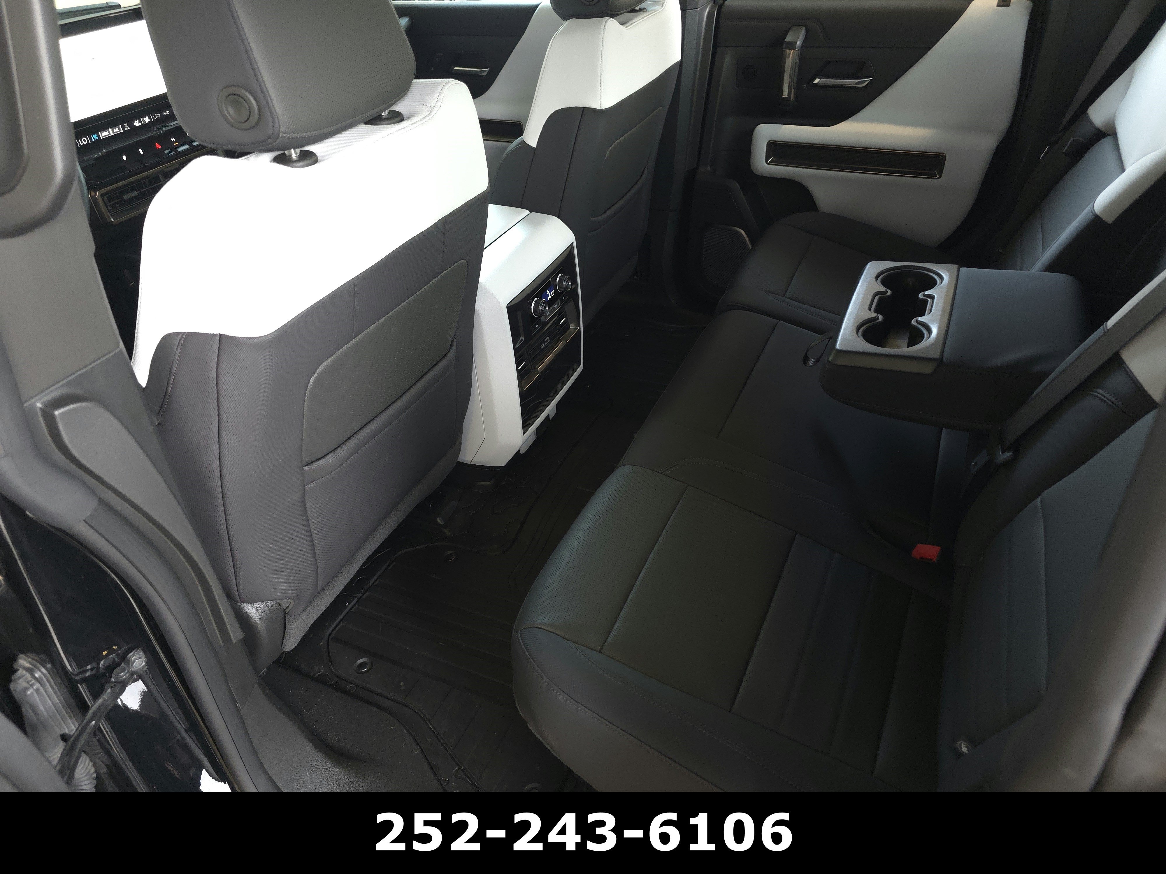 Used 2025 GMC Hummer EV 3X AWD/4WD image 36