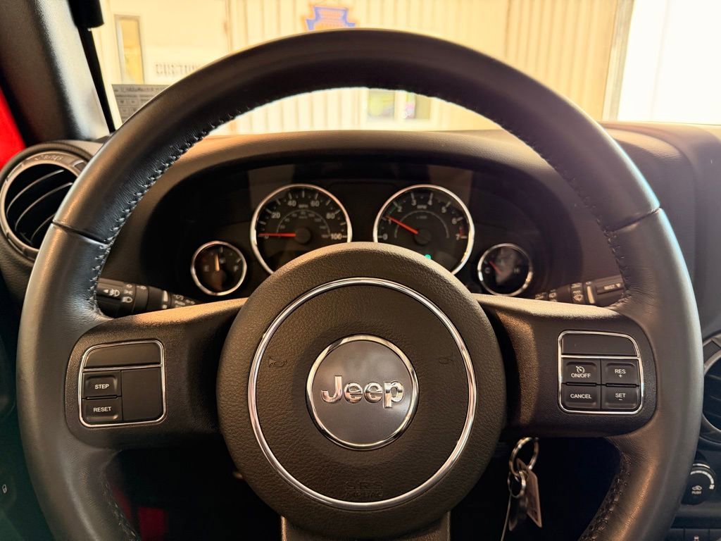 Used 2018 Jeep Wrangler Sport AWD/4WD image 12