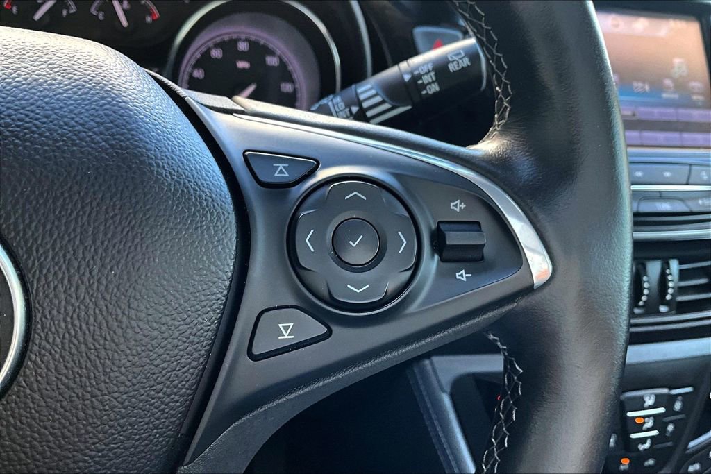 Used 2020 Buick Envision Essence FWD image 12