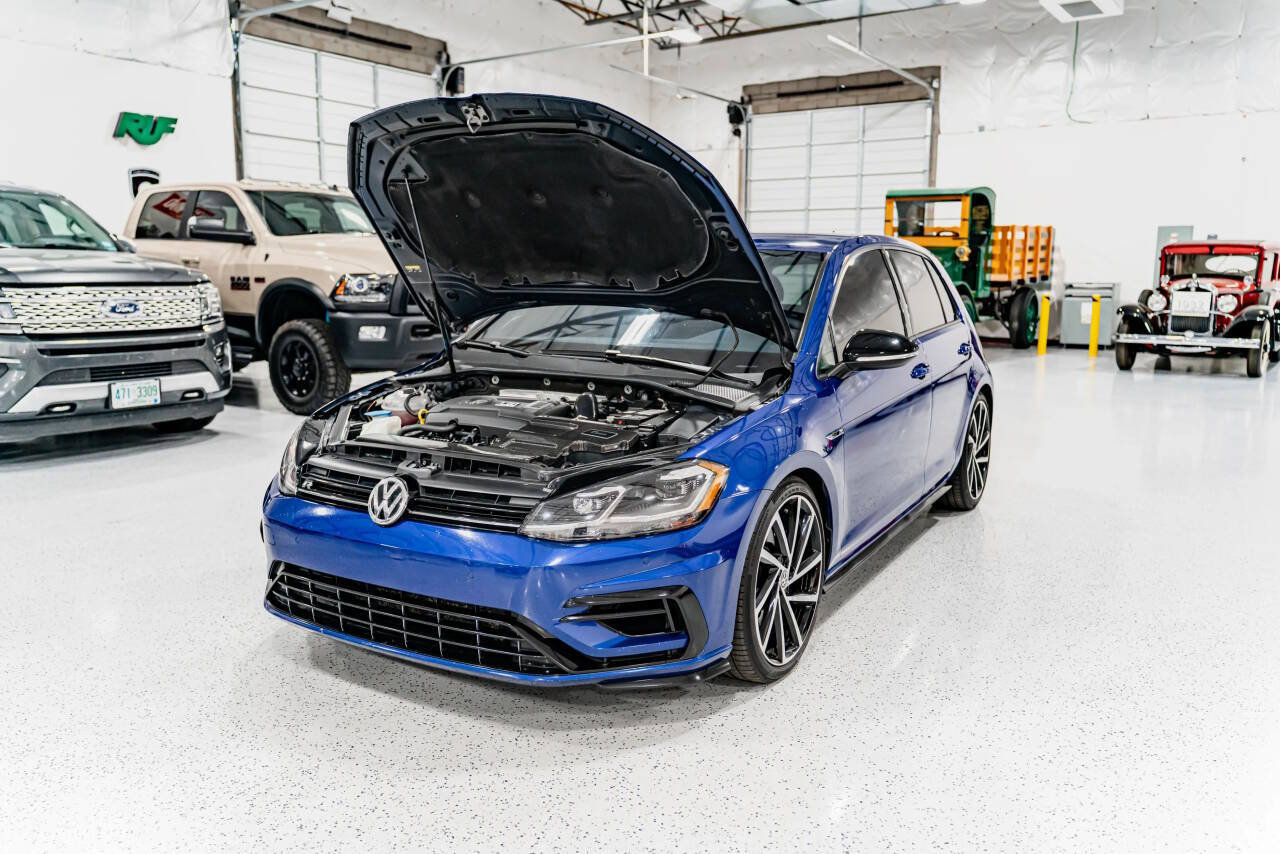 Used 2019 Volkswagen Golf R 4-Door AWD/4WD image 8