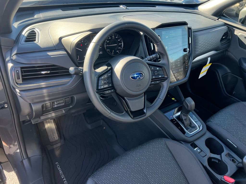 Used 2025 Subaru Forester Premium image 16