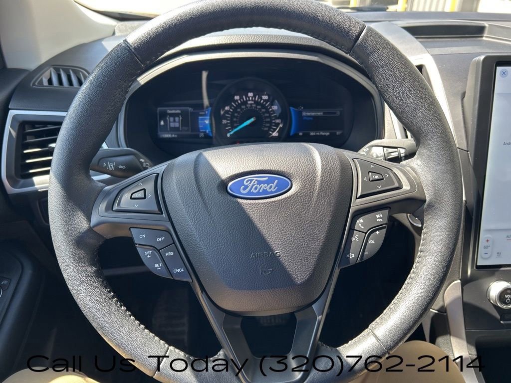 Used 2022 Ford Edge SEL w/ Sport Appearance Package AWD/4WD image 18