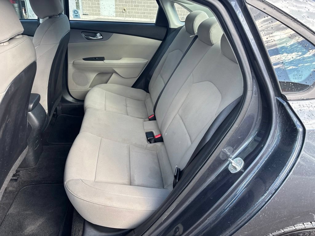 Used 2020 Kia Forte LXS FWD image 7