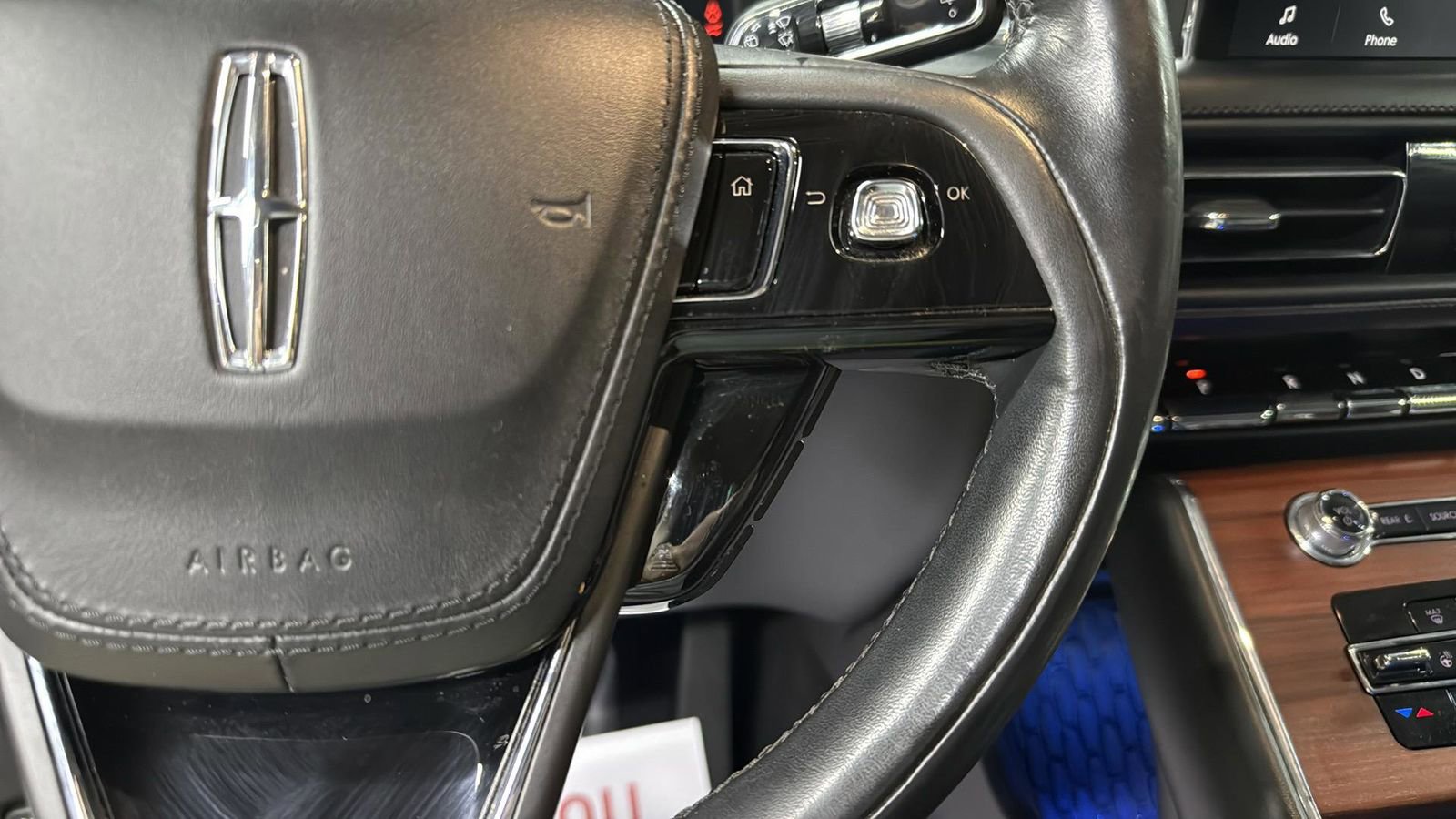 Used 2021 Lincoln Aviator Reserve w/ Equipment Group 202A image 16