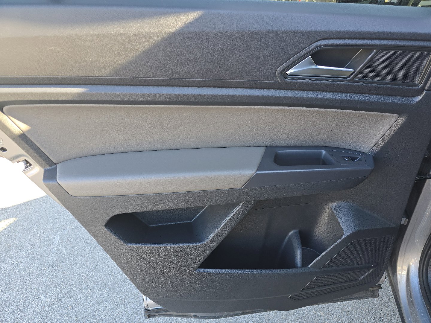 Used 2021 Volkswagen Atlas Cross Sport S image 21