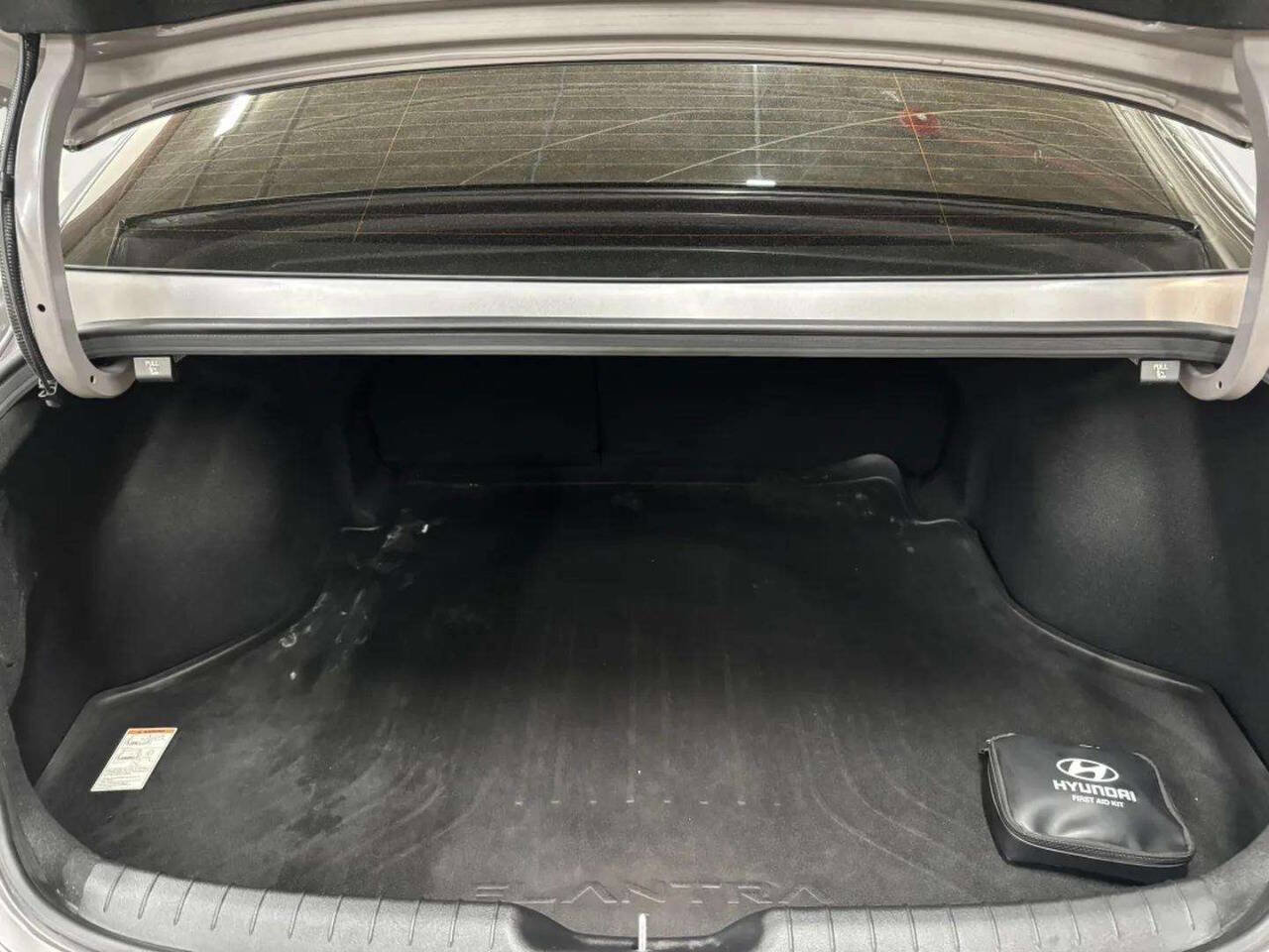 Used 2025 Hyundai Elantra N Line FWD image 6