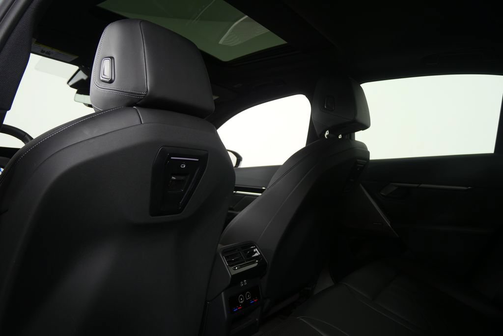 Used 2026 BMW 530i RWD image 16