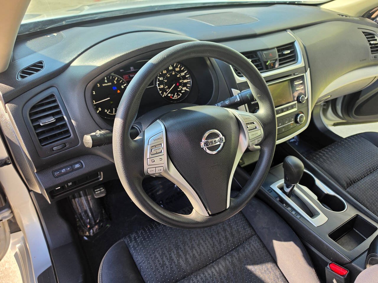 Used 2016 Nissan Altima 2.5 S w/ Power Driver Seat Package FWD image 33
