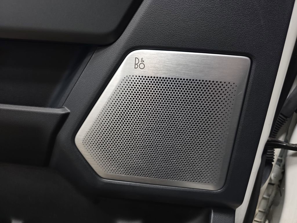 Used 2021 Ford F150 Lariat w/ Equipment Group 502A High image 29