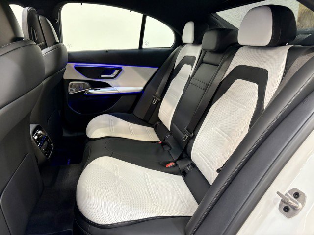 New 2026 Mercedes-Benz E 53 AMG e 4MATIC Sedan image 27