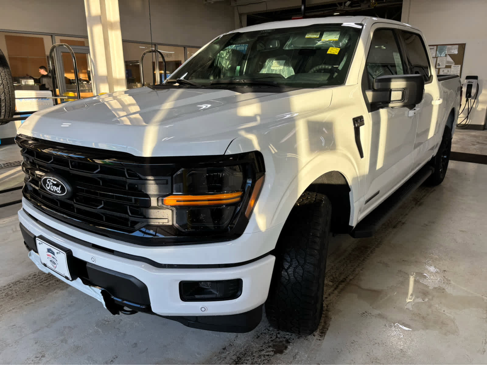 New 2025 Ford F150 XLT w/ Equipment Group 302A MID image 29