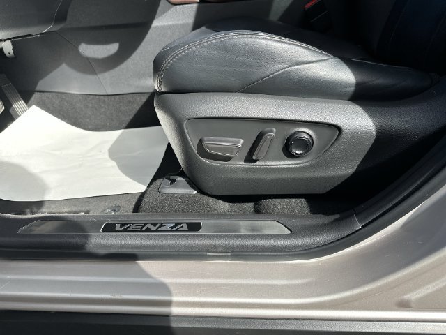 Used 2021 Toyota Venza XLE w/ Softex Package AWD/4WD image 23