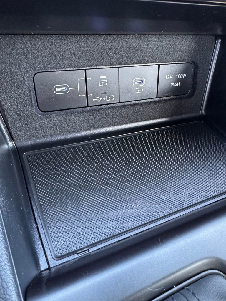 Used 2025 Hyundai Sonata SE image 19