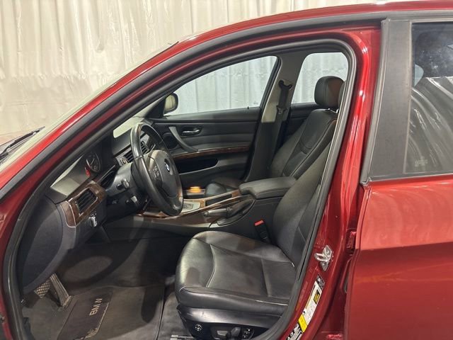 Used 2011 BMW 328i xDrive Sedan image 10