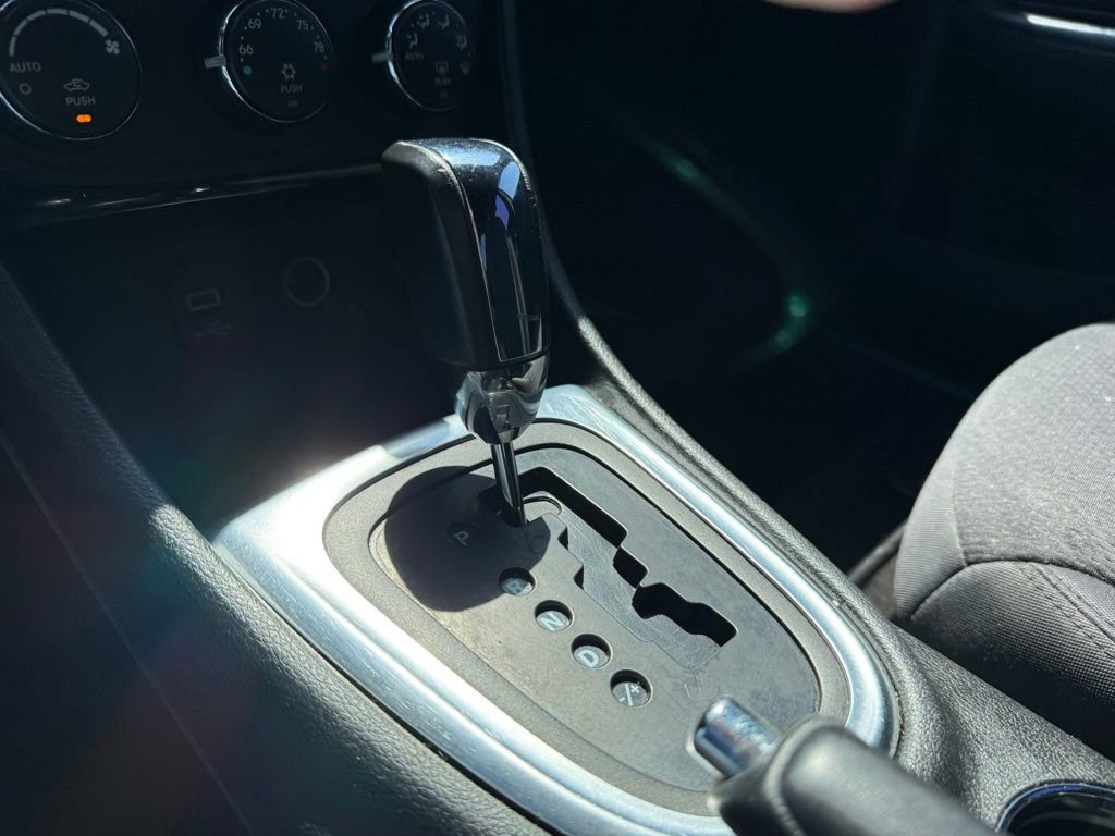 Used 2013 Chrysler 200 Touring w/ S Exterior Appearance Pkg FWD image 18