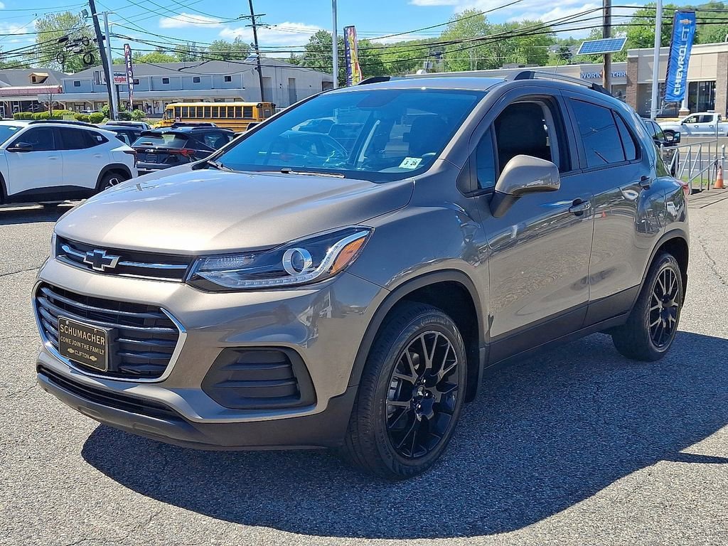 Used 2022 Chevrolet Trax LT w/ Sport Edition AWD/4WD image 4