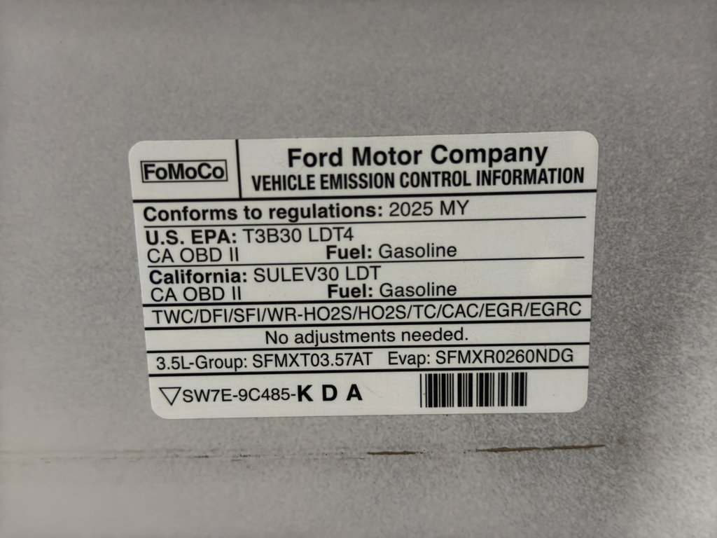 Used 2025 Ford F150 Lariat AWD/4WD image 37