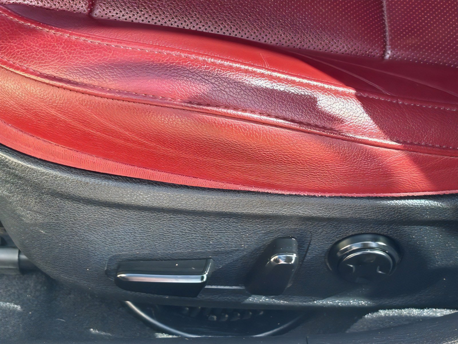 Used 2019 Kia Stinger GT image 13