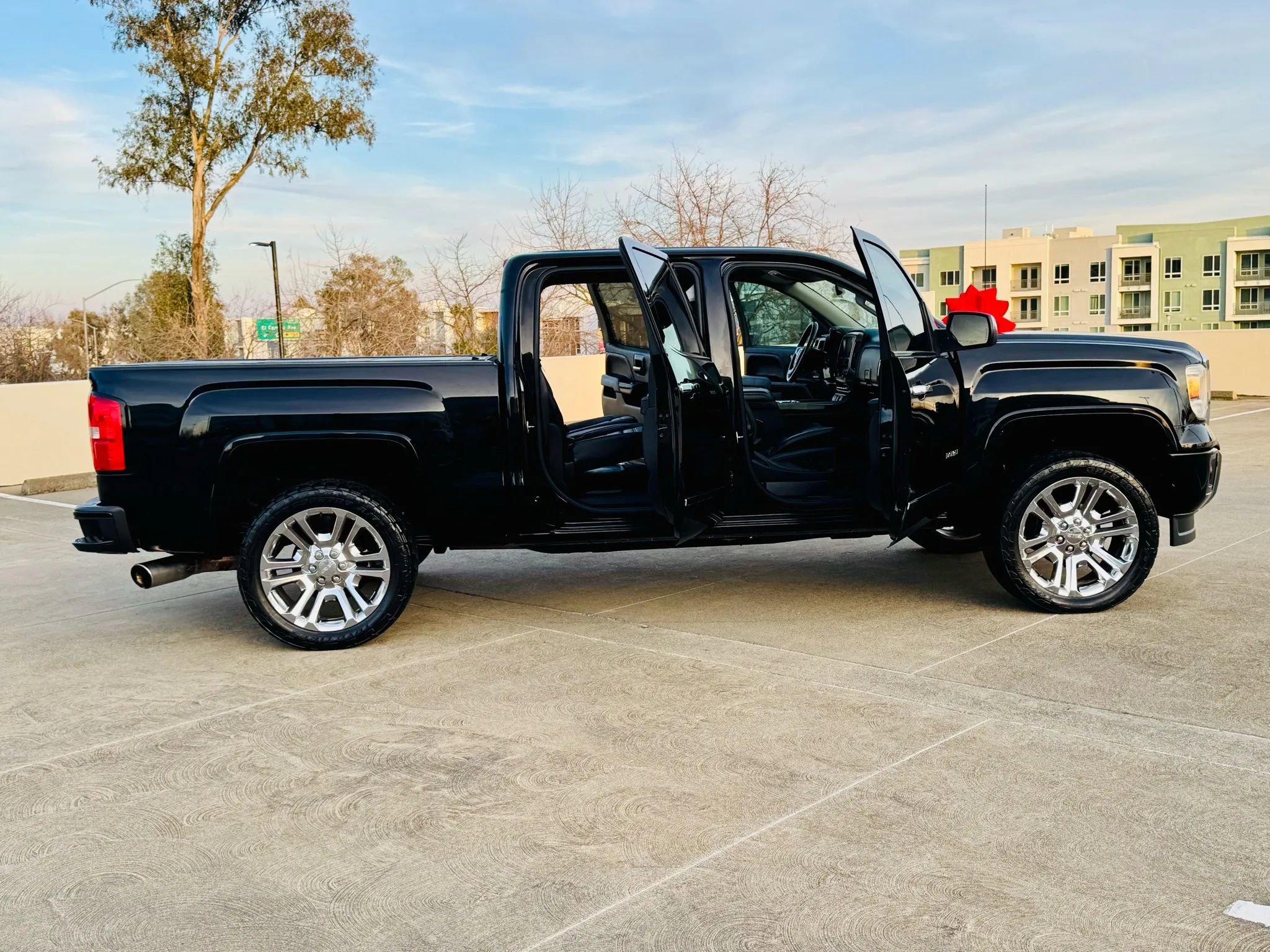 Used 2014 GMC Sierra 1500 Denali image 41