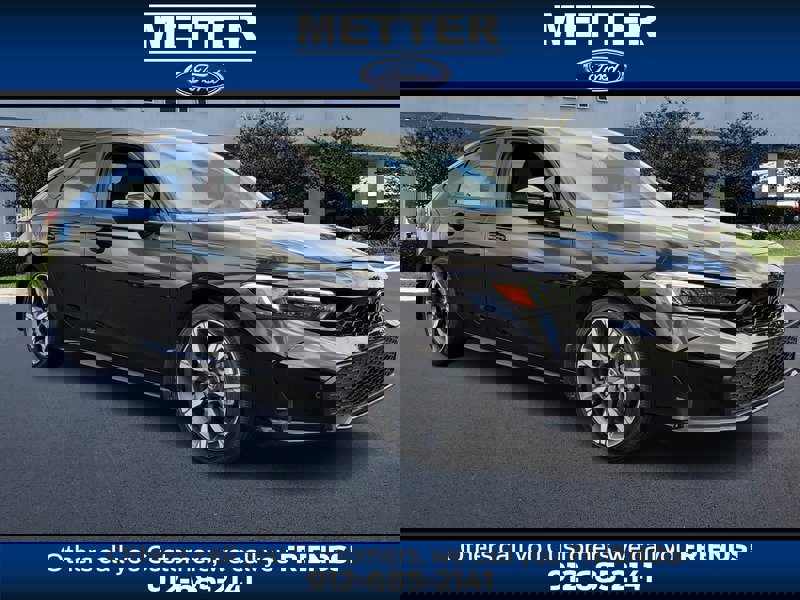 Used 2025 Honda Civic Sport Touring image 1