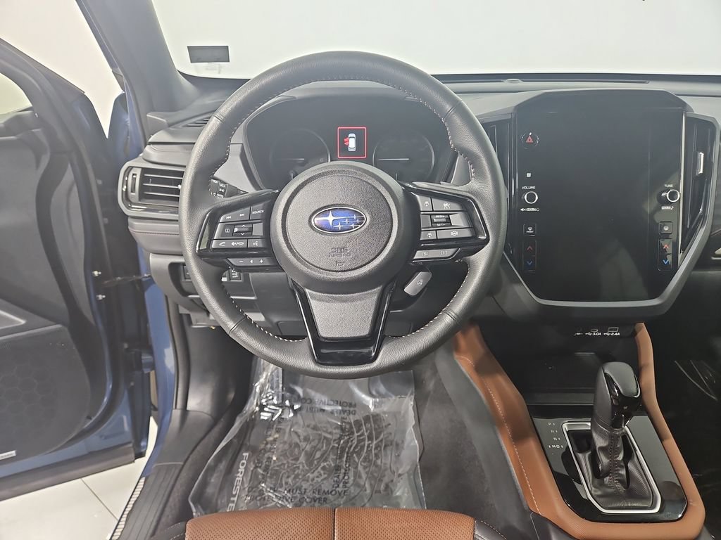 Certified 2025 Subaru Forester Touring AWD/4WD image 15