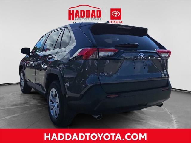 Certified 2023 Toyota RAV4 LE AWD/4WD image 3