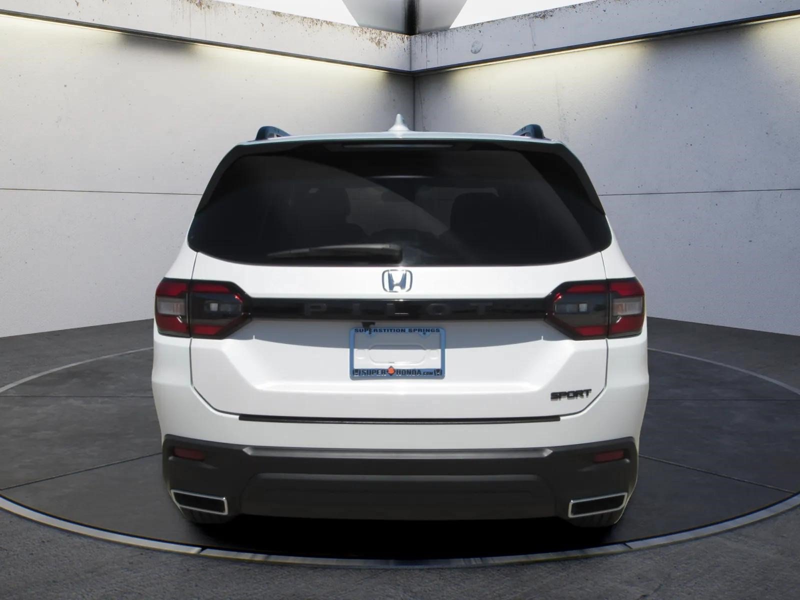 Certified 2025 Honda Pilot Sport image 7