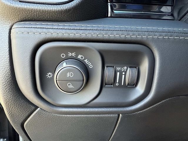 New 2026 RAM 3500 Limited image 32