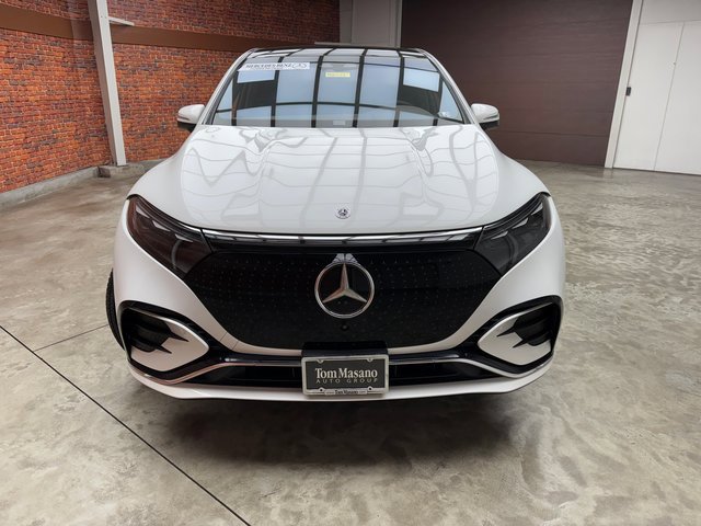 Certified 2023 Mercedes-Benz EQS 580 4MATIC SUV image 8