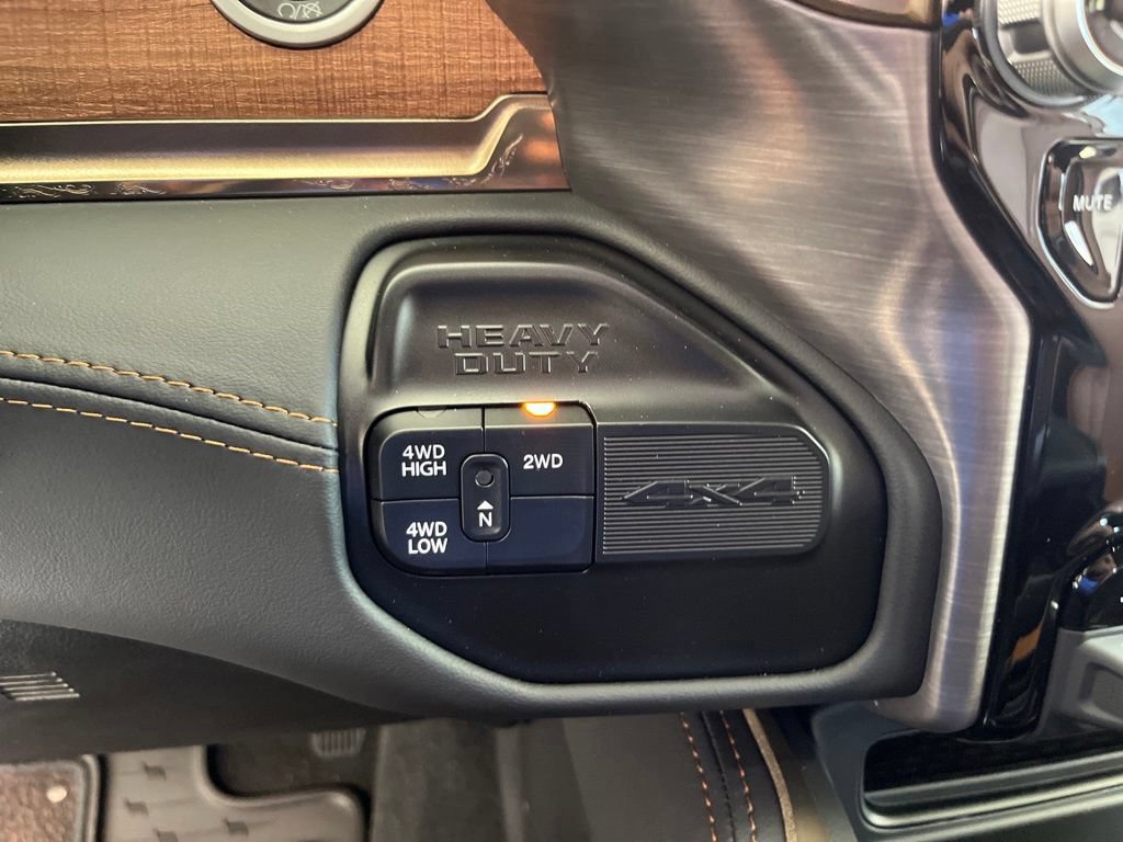 New 2024 RAM 2500 Limited AWD/4WD image 10
