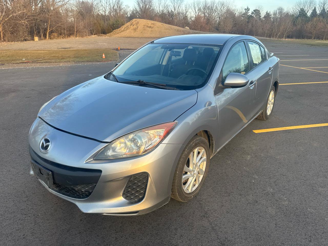 Used 2013 MAZDA MAZDA3 i Touring FWD image 1