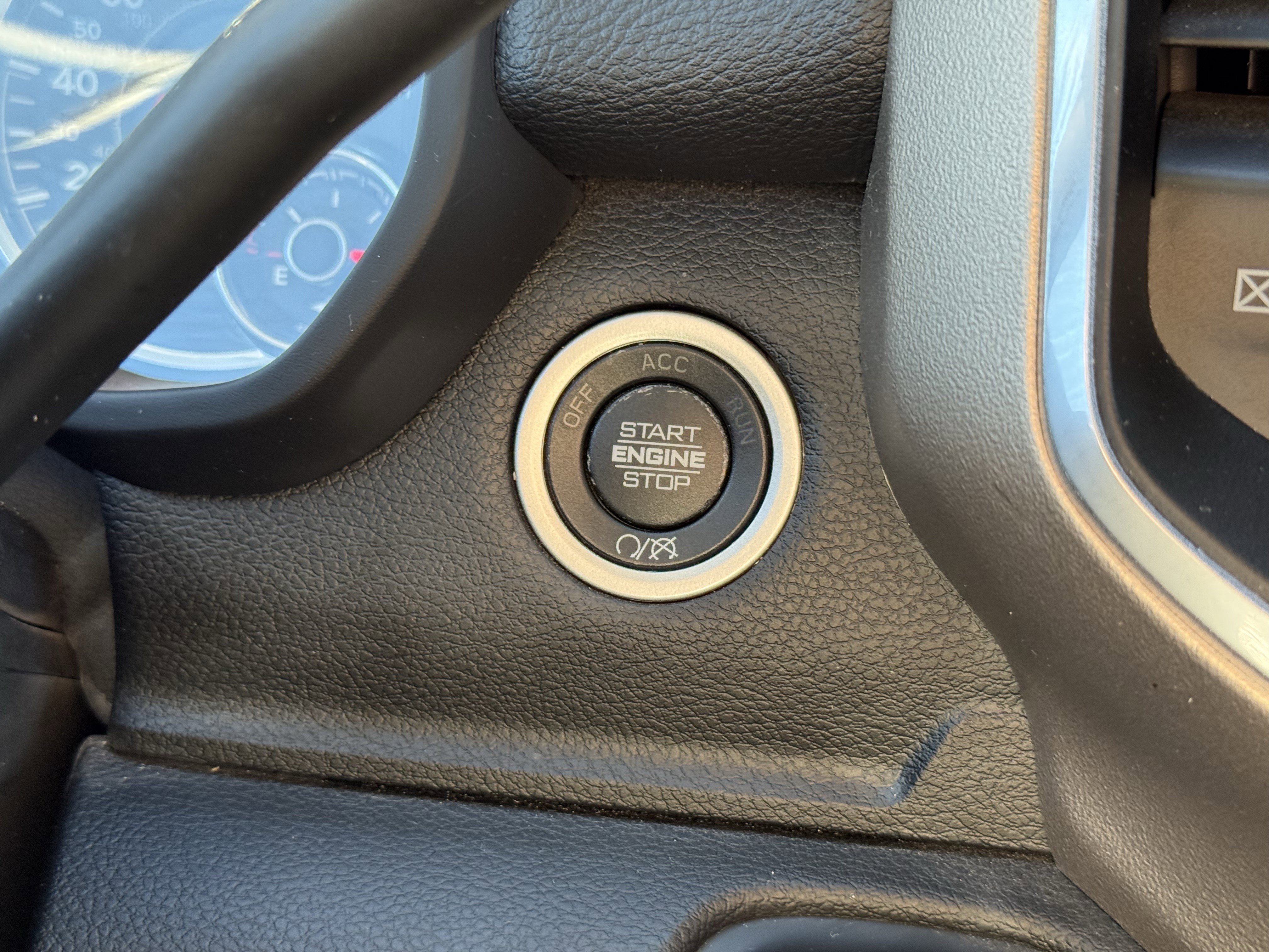 Used 2024 RAM 2500 Laramie image 24