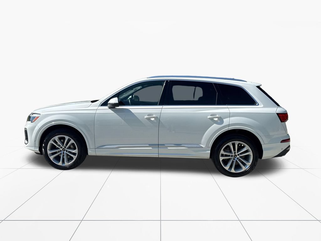 Used 2025 Audi Q7 3.0T Premium Plus AWD/4WD image 4