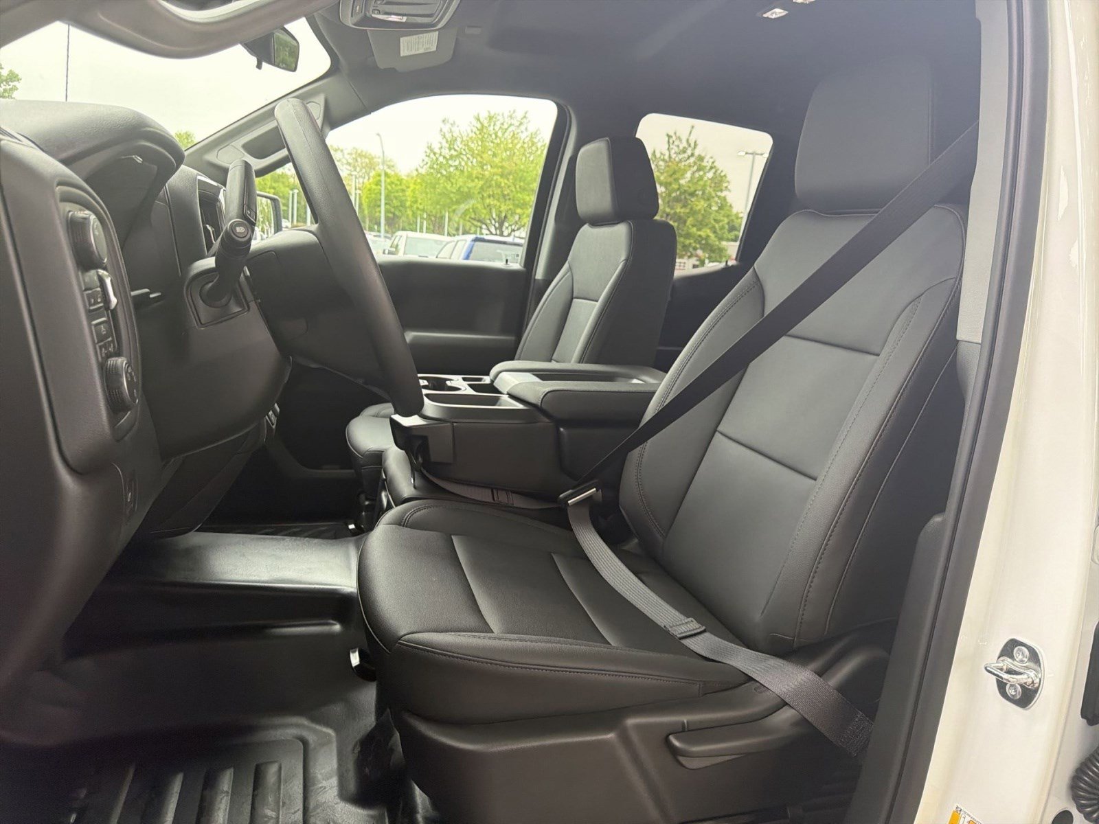 New 2026 Chevrolet Silverado 1500 W/T w/ WT Value Package AWD/4WD image 13