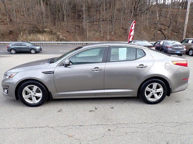 Used 2015 Kia Optima LX image 9
