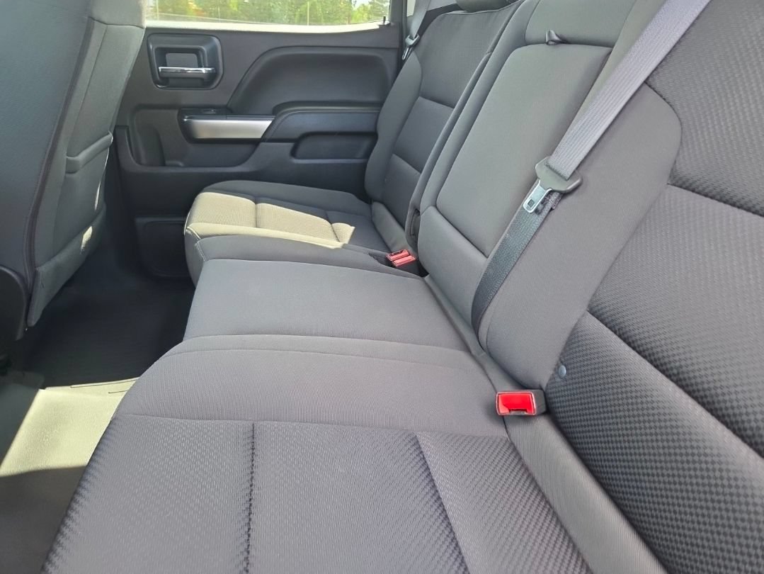 Used 2018 Chevrolet Silverado 1500 LT w/ All Star Edition AWD/4WD image 10