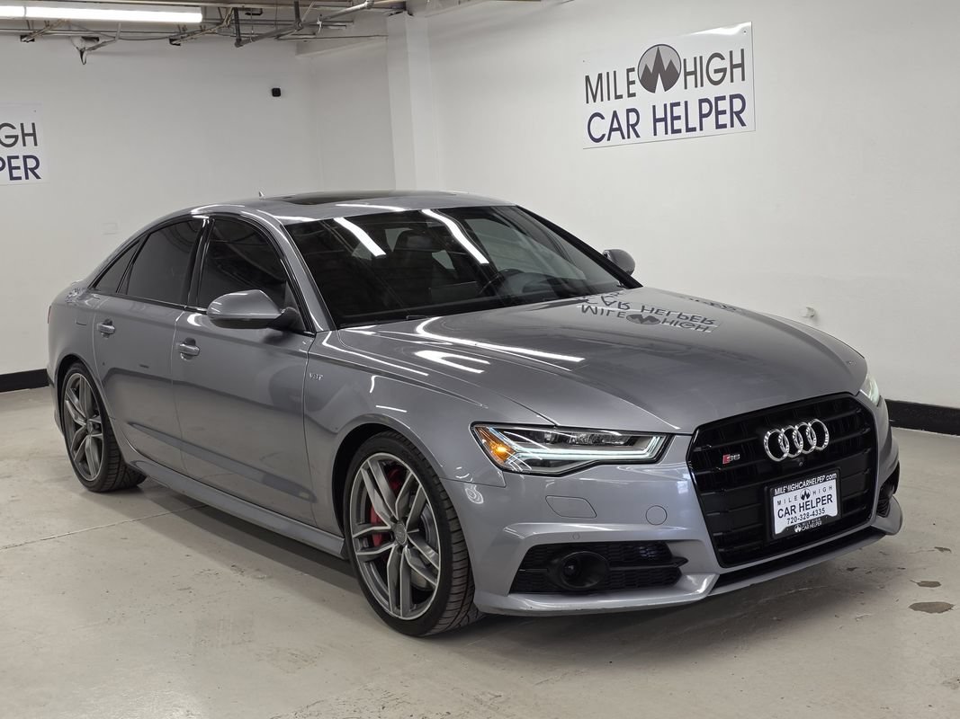 Used 2017 Audi S6 Prestige w/ S6 Sport Package AWD/4WD image 4