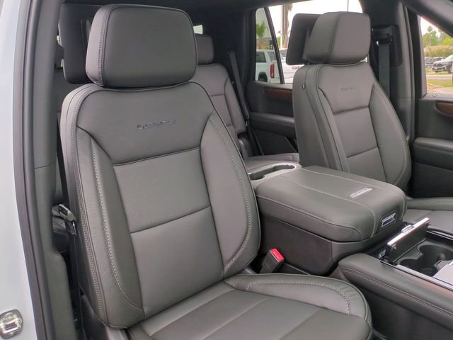 New 2026 GMC Yukon Denali w/ Denali Reserve Package AWD/4WD image 29