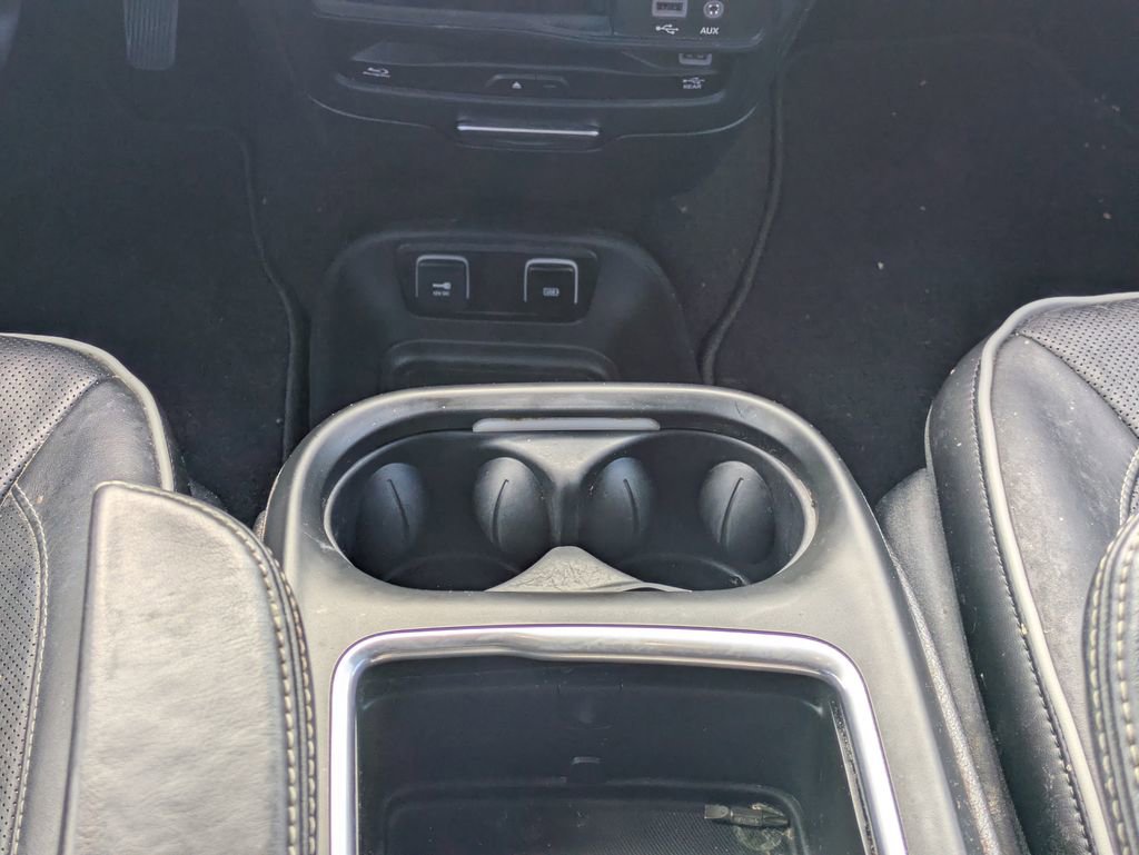 Used 2019 Chrysler Pacifica Limited w/ S Appearance Package image 19