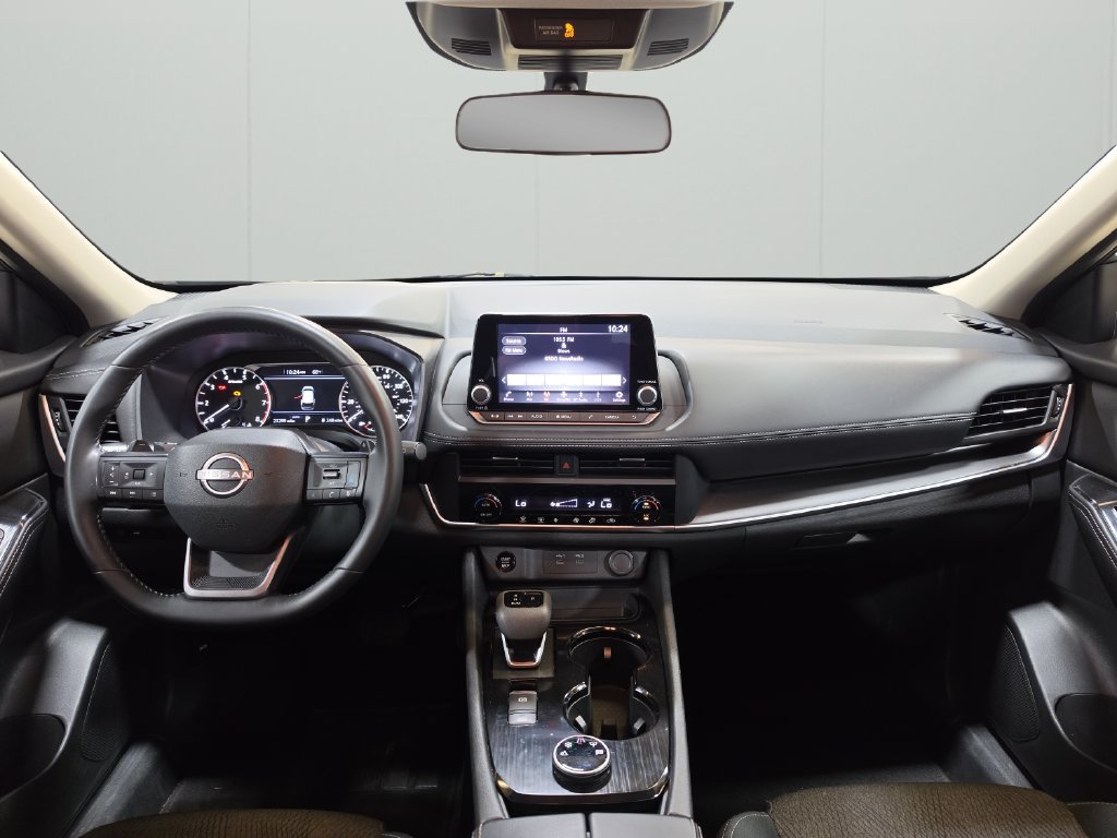Used 2026 Nissan Rogue SV AWD/4WD image 18