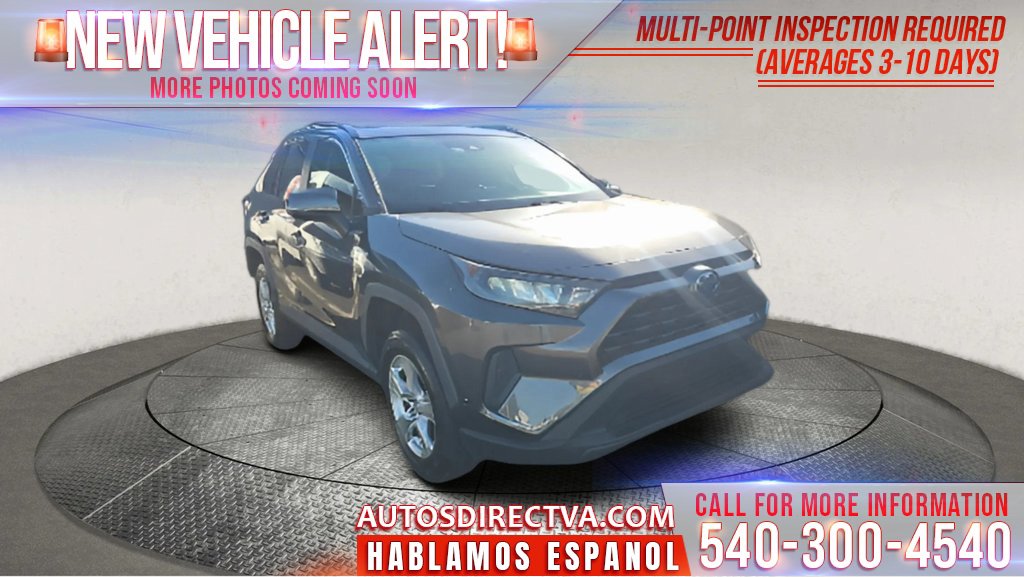 Used 2019 Toyota RAV4 LE image 1