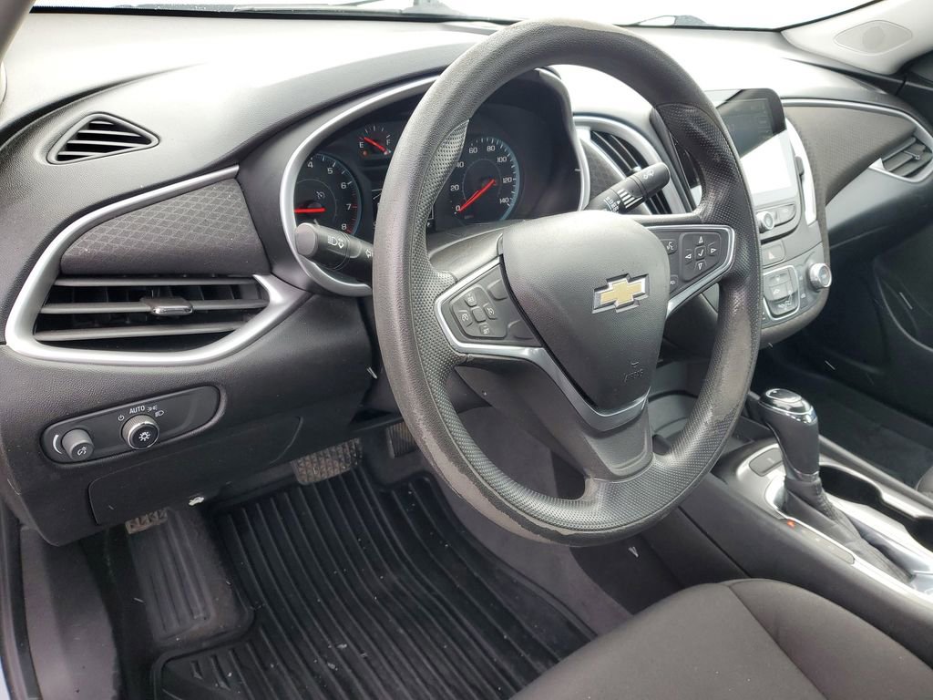 Used 2019 Chevrolet Malibu LS w/ LPO, Convenience Package 1 image 6