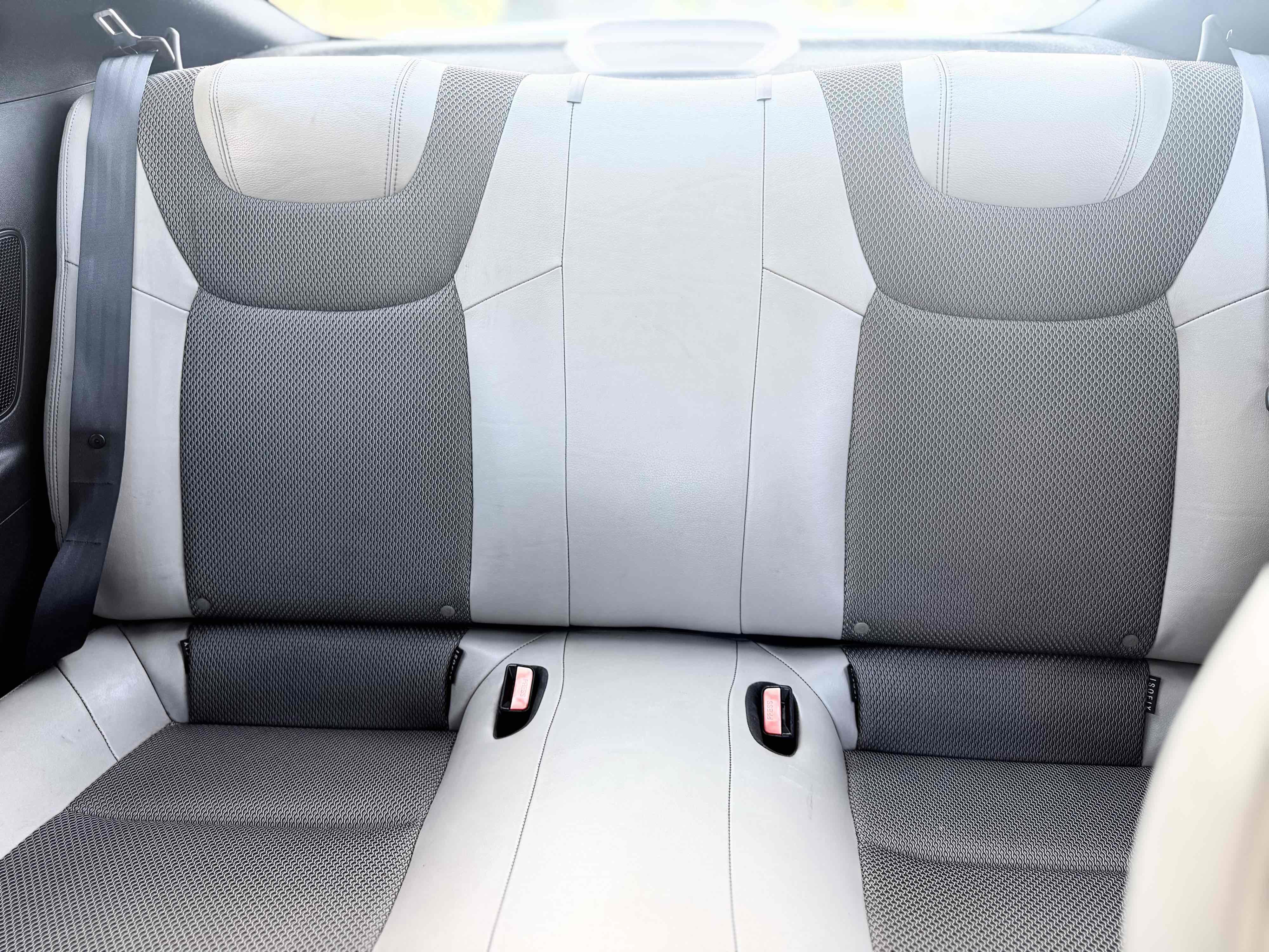 Used 2014 Hyundai Genesis 2.0T image 17