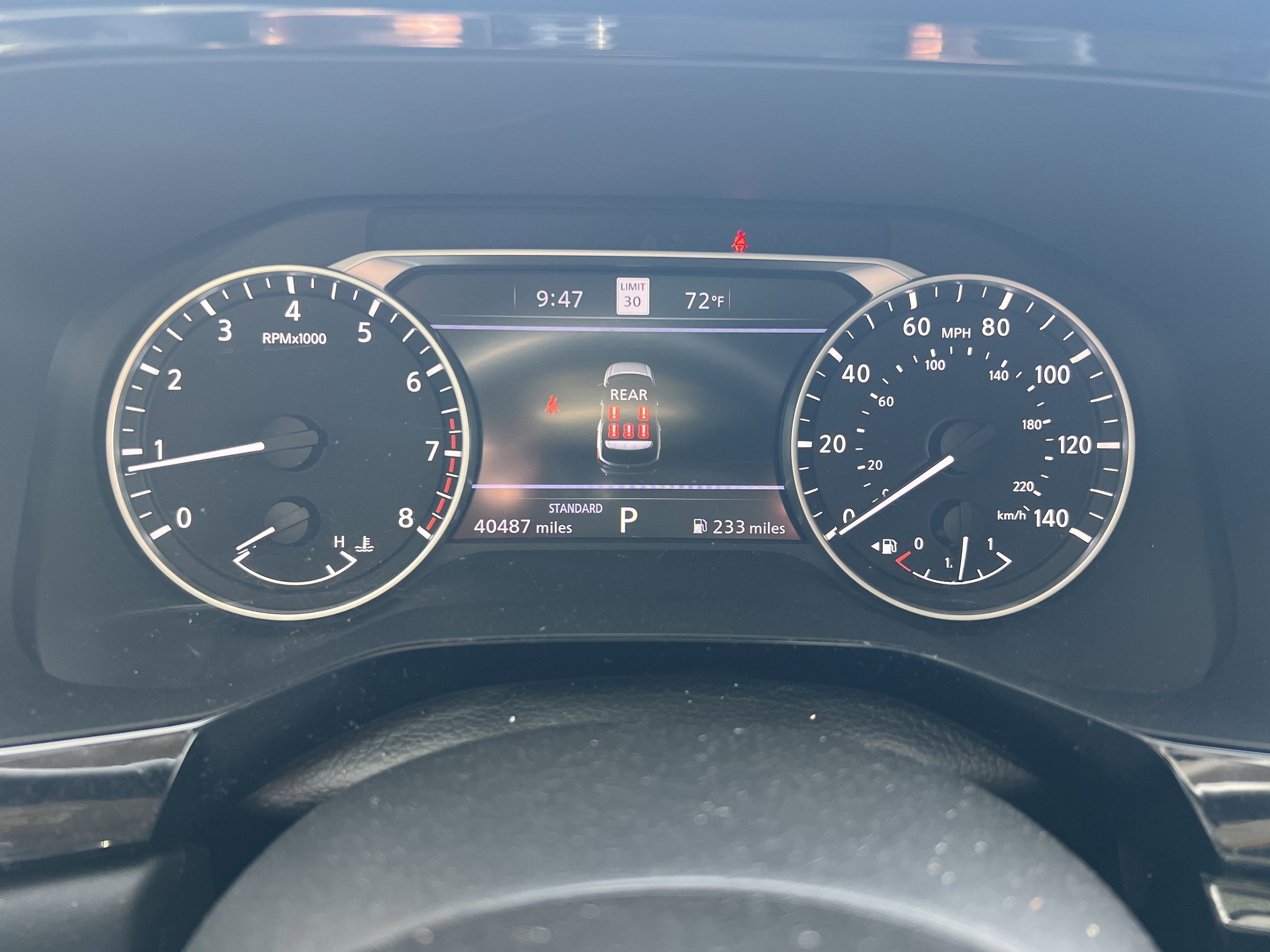 Used 2024 Nissan Pathfinder SL w/ SL Premium Package image 2