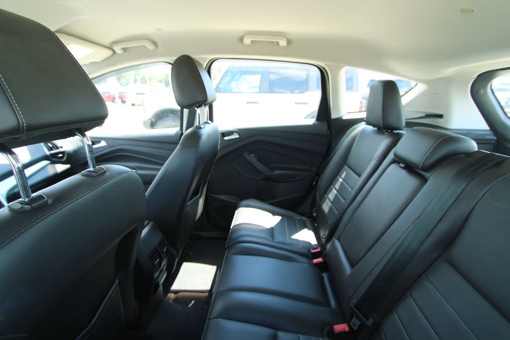 Used 2013 Ford C-MAX SEL FWD image 17