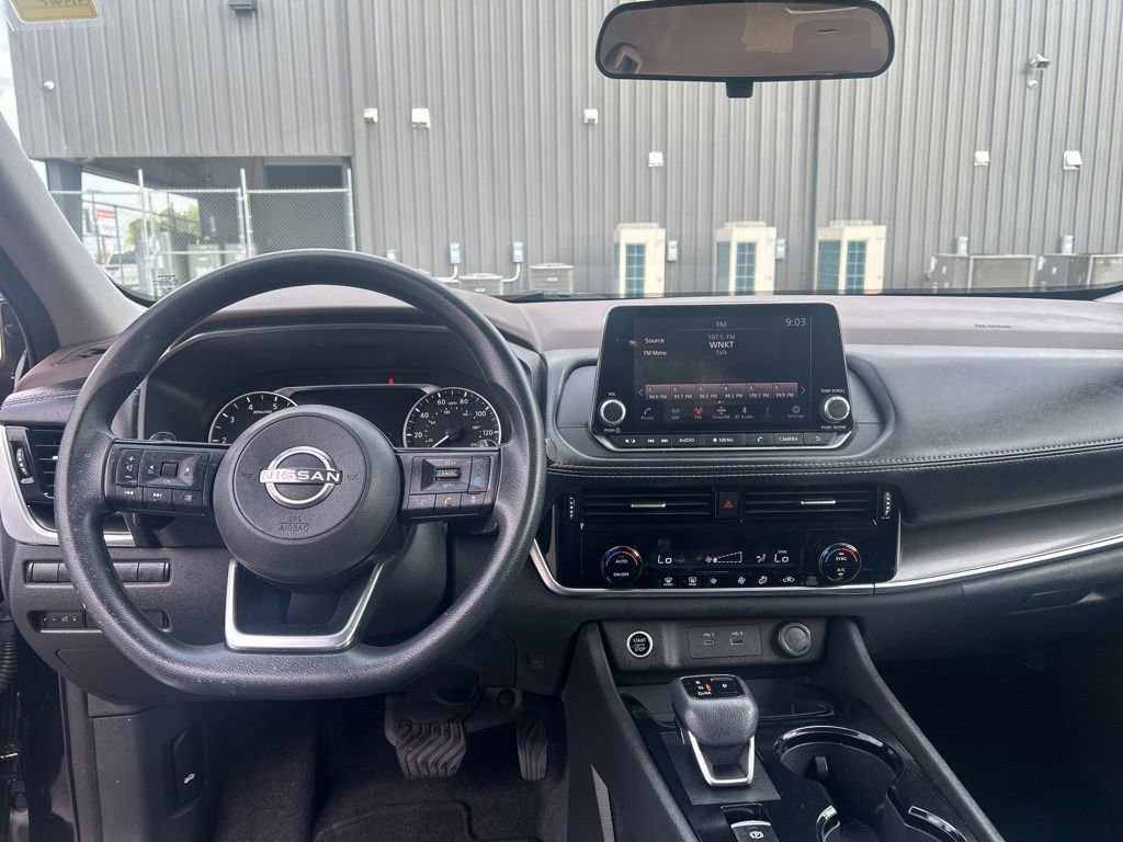 Certified 2023 Nissan Rogue SV image 24