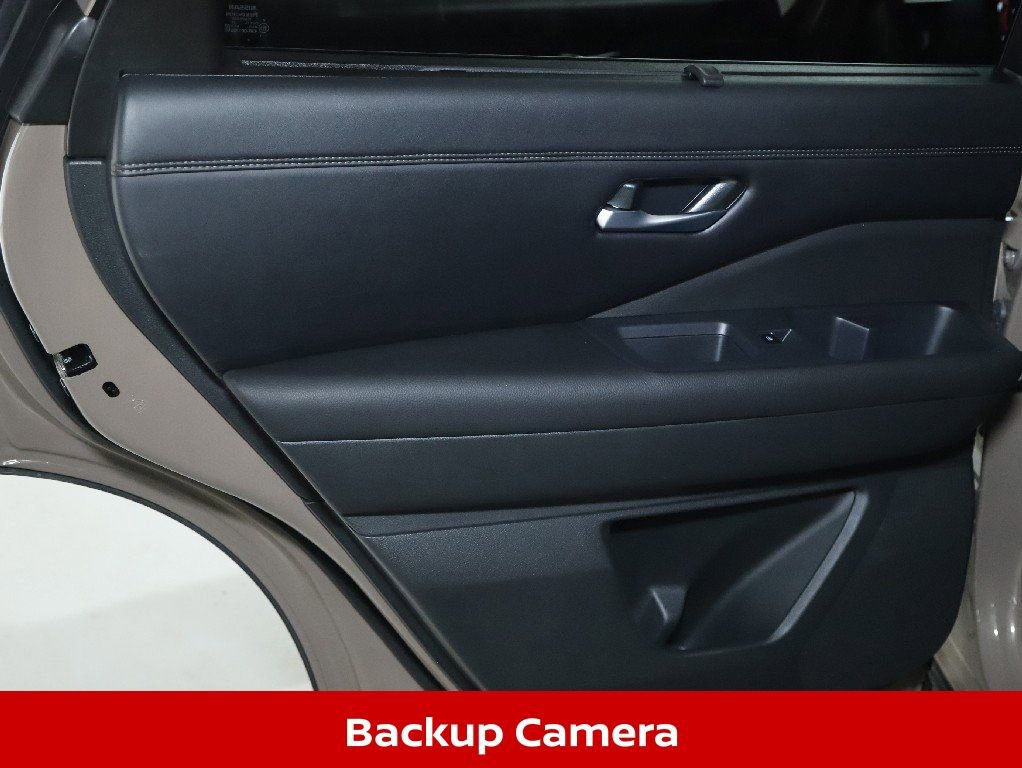 Certified 2024 Nissan Pathfinder Platinum w/ Cargo Package image 15